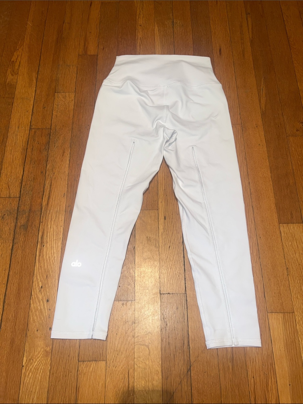Alo Yoga High Waist Dash 7/8th Capri Cropped Tights in White, Women’s size Small - Picture 14 of 16